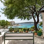 Kanica By Adriatic Sea Zaglavice